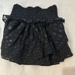 DO + BE black metallic dot smocked skirt size small. NWOT. Perfect for holidays